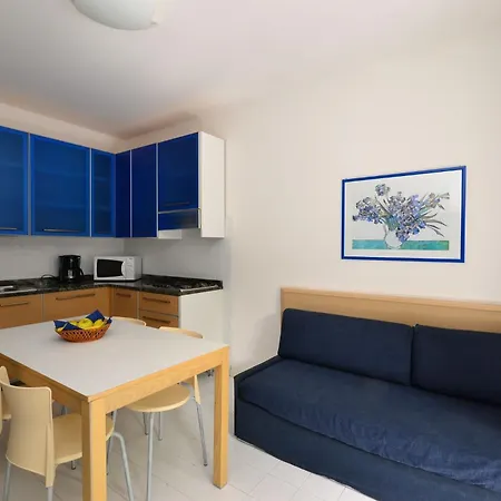アパート Two-level Flat For Groups In Lignano