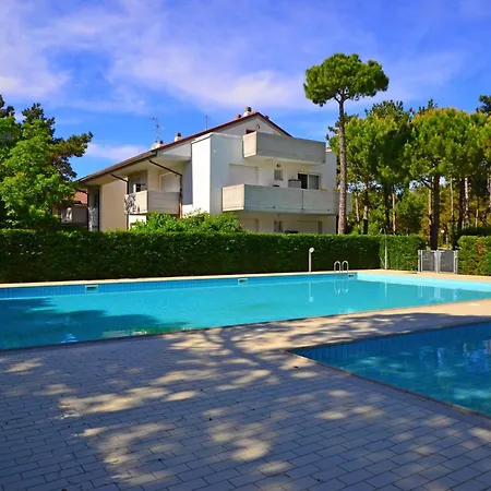 Two-level Flat For Groups In Lignano アパート *