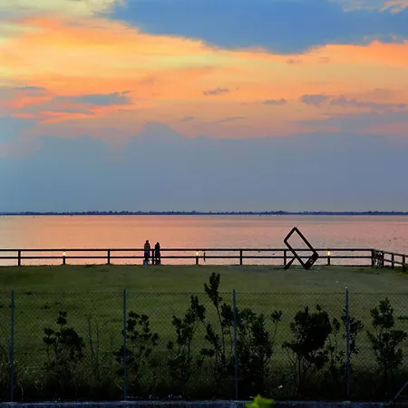 Two-level Flat For Groups In Lignano *